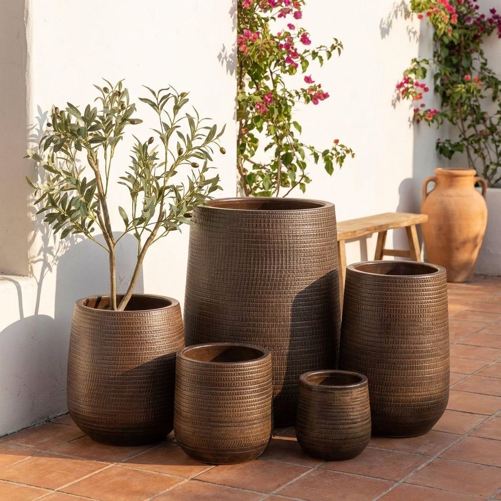 Stylish Flower Pot for Home Decor– Elegant Home Decor for Your Green Space
